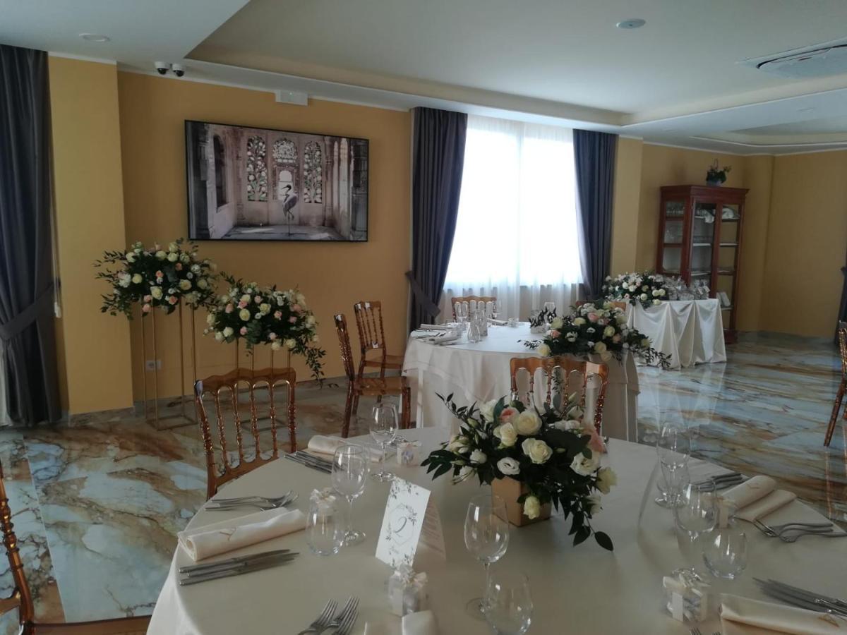 Hotel Ristorante Villa Terry 라우리아 인페리오레 외부 사진