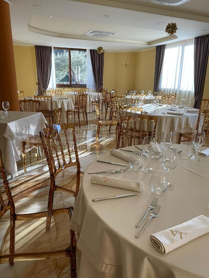 Hotel Ristorante Villa Terry 라우리아 인페리오레 외부 사진