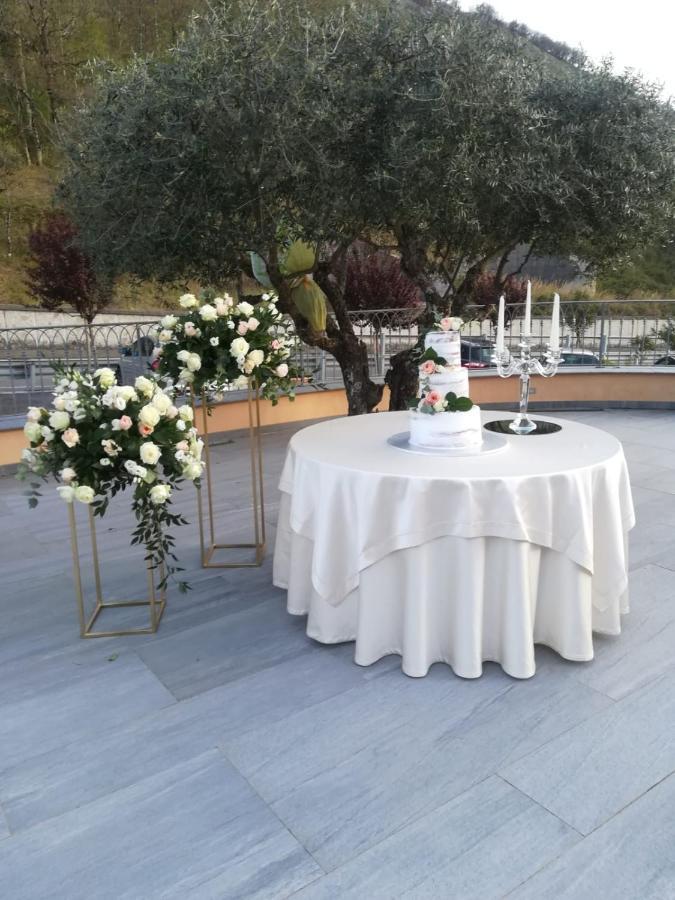 Hotel Ristorante Villa Terry 라우리아 인페리오레 외부 사진